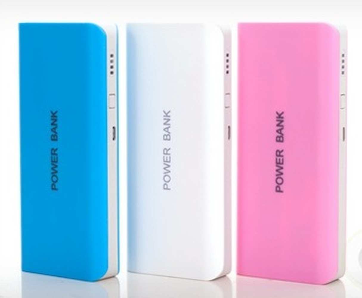 armani power bank